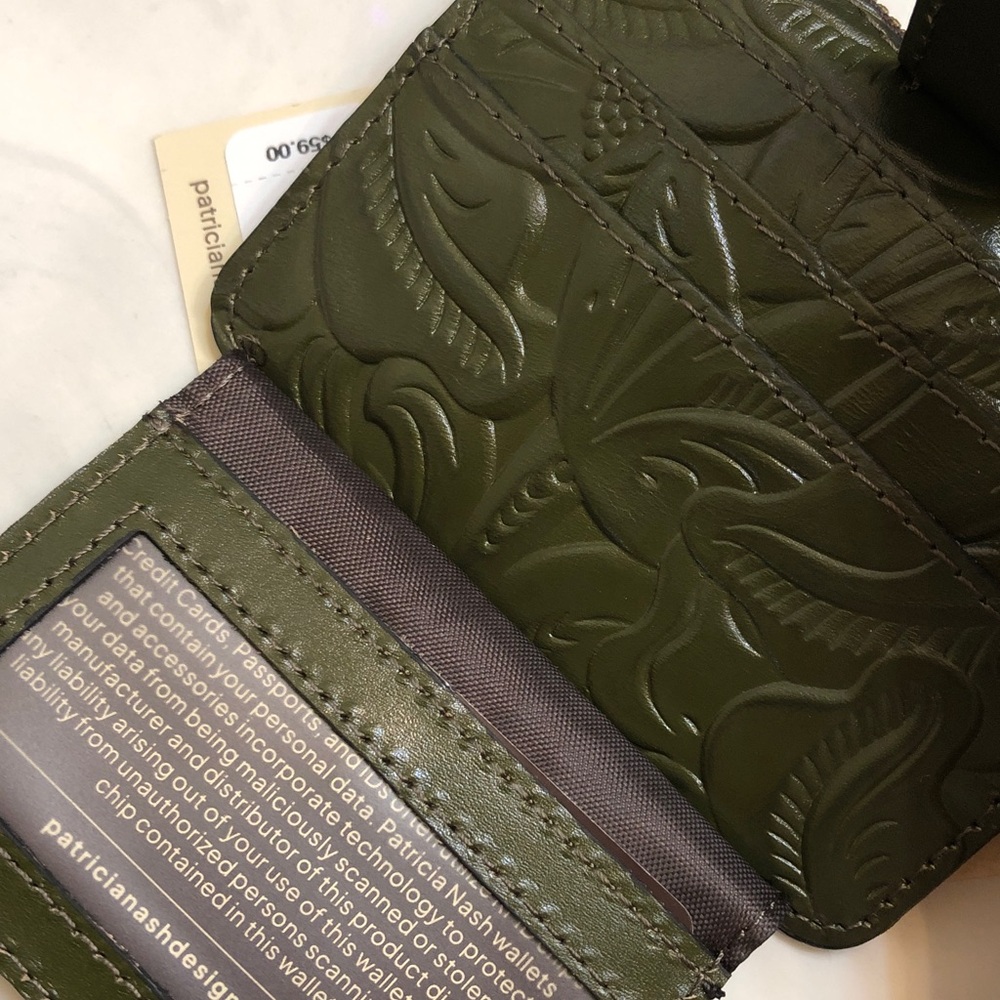 Patricia Nash Cassis Burnished Tooled Leather ID Card Case Soft Olive NWT - Picture 11 of 16